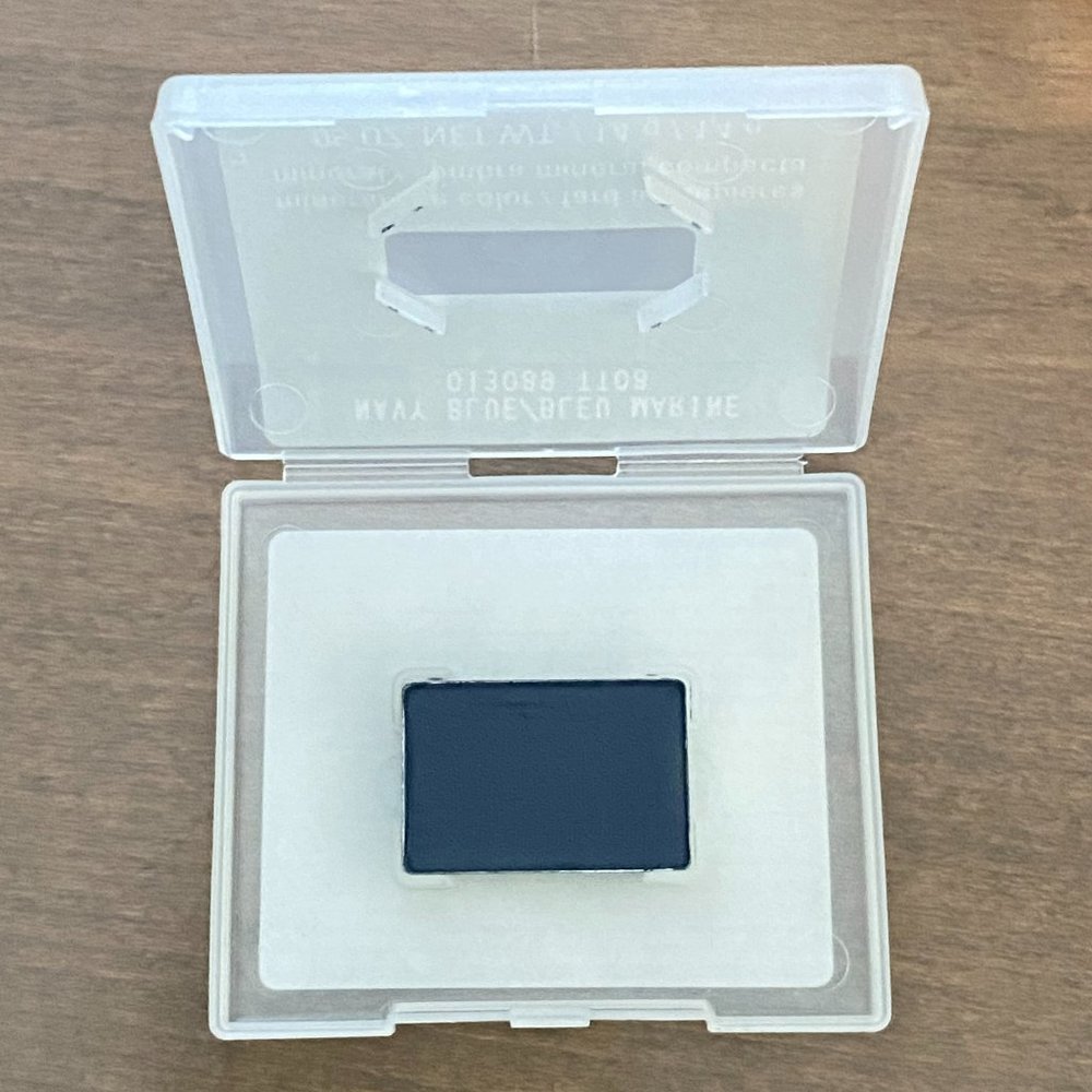 Mary Kay Mineral Eye Color - Navy Blue 013089